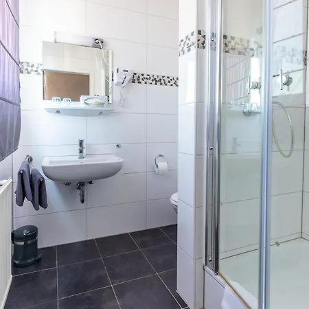Sali - Zum Dorfbrunnen Hotel *